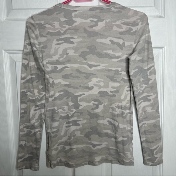 GAP Favourite Camo Shirt Long Sleeved Grey & White Size Small - Picture 11 of 16
